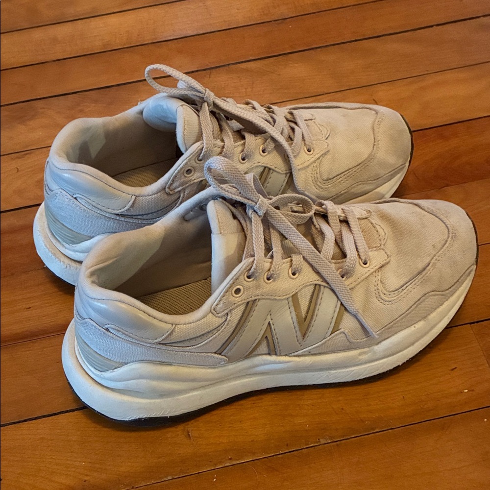 New Balance 57/40 womens sneakers